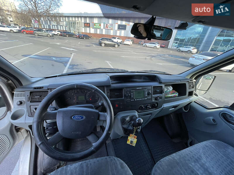Вантажний фургон Ford Transit 2007 в Одесі
