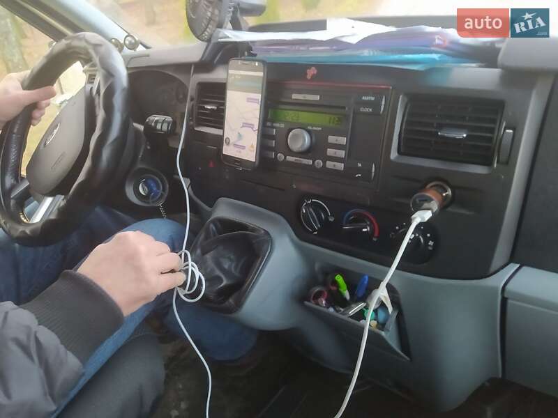 Микроавтобус Ford Transit 2010 в Киеве фото 6 Микроавтобус Ford Transit 2010 в Киеве