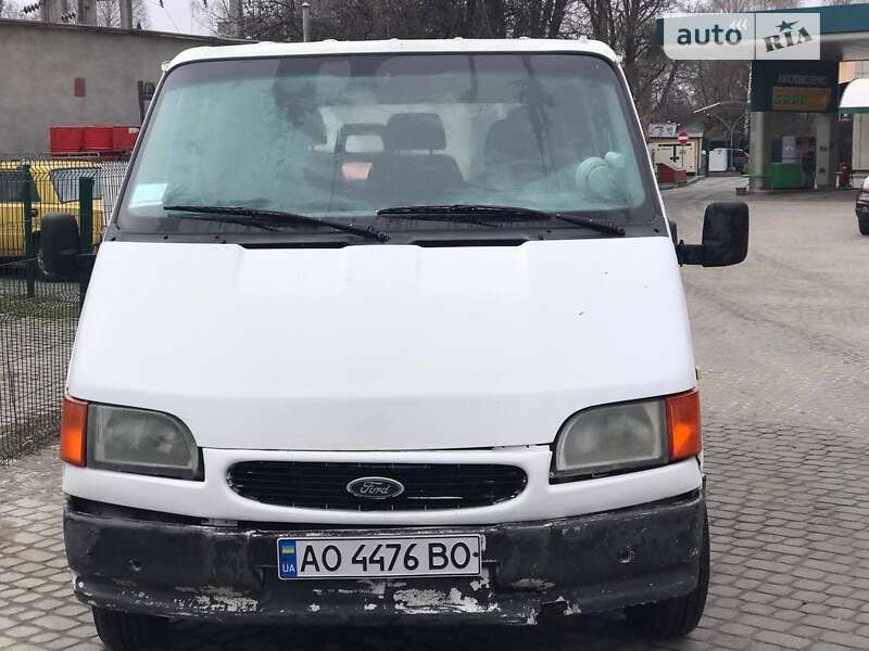 Микроавтобус Ford Transit 1988 в Тернополе