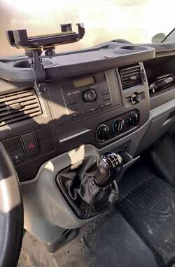 Грузовой фургон Ford Transit 2007 в 