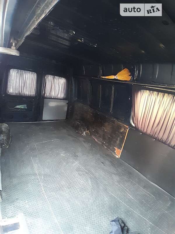 Вантажний фургон Ford Transit 1998 в Василькові