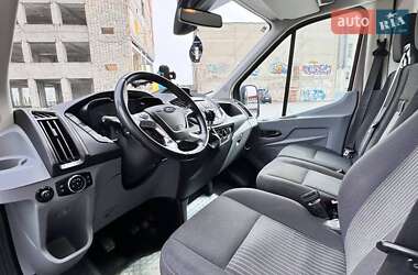 Грузовой фургон Ford Transit 2016 в 