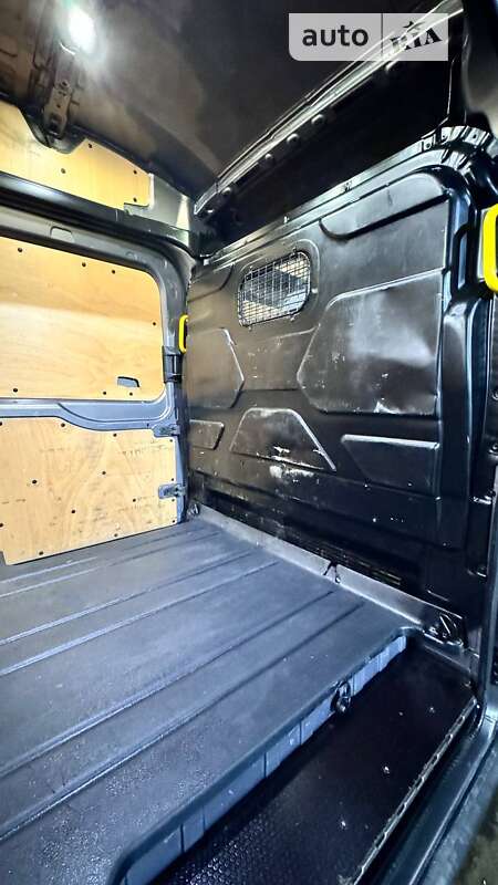 Грузовой фургон Ford Transit 2016 в Тернополе