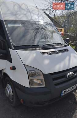 Вантажний фургон Ford Transit 2010 в Харкові