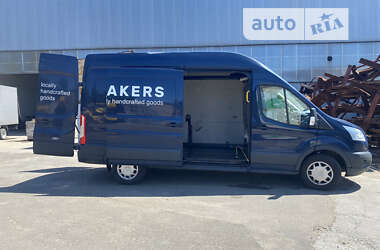 Грузовой фургон Ford Transit 2019 в 
