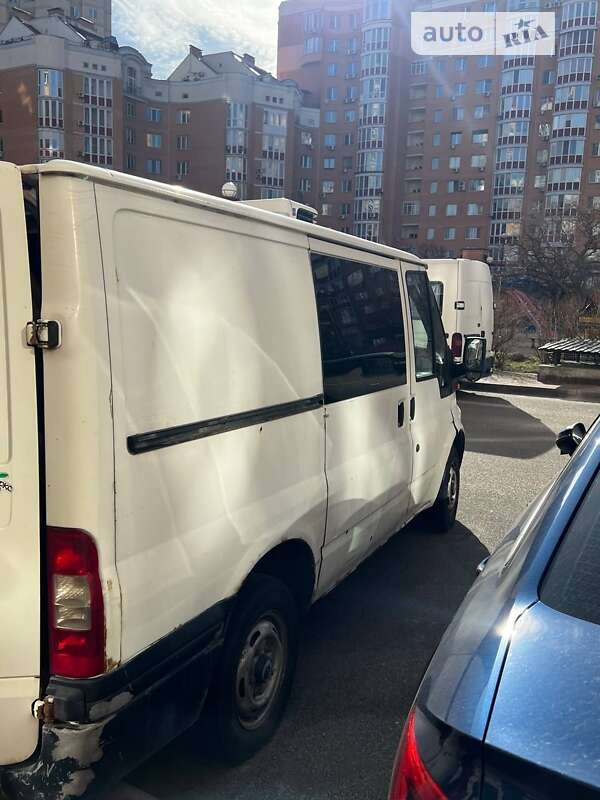 Грузовой фургон Ford Transit 2006 в Киеве фото 3 Грузовой фургон Ford Transit 2006 в Киеве