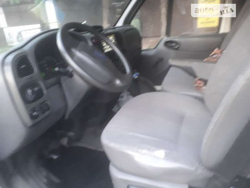 Грузовой фургон Ford Transit 2004 в Харькове