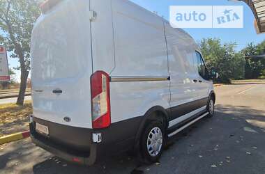 Вантажний фургон Ford Transit 2020 в Южному