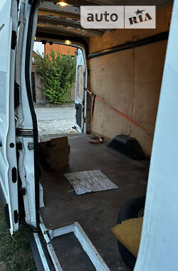 Грузовой фургон Ford Transit 2015 в 