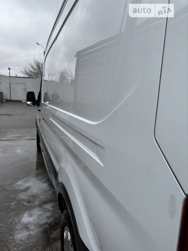 Грузовой фургон Ford Transit 2014 в Киеве фото 7 Грузовой фургон Ford Transit 2014 в Киеве