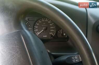 Микроавтобус Ford Transit 2002 в Изе