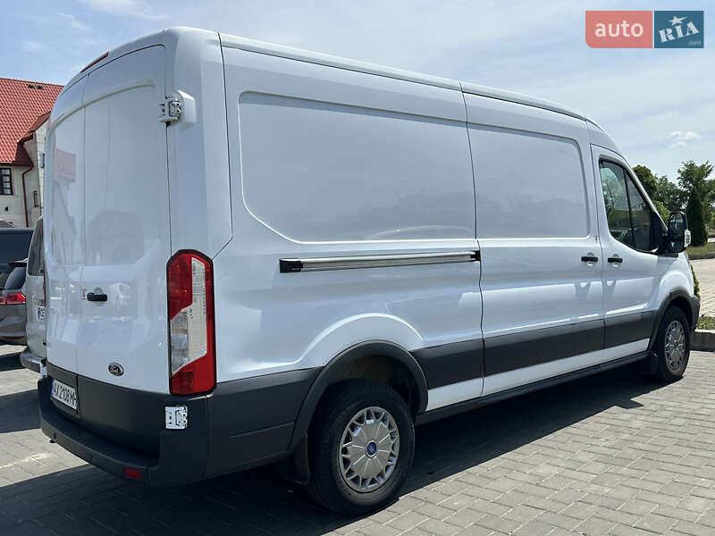 Грузовой фургон Ford Transit 2017 в Мерефа