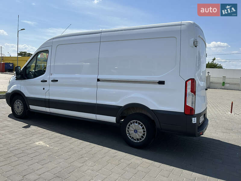 Грузовой фургон Ford Transit 2017 в Мерефа
