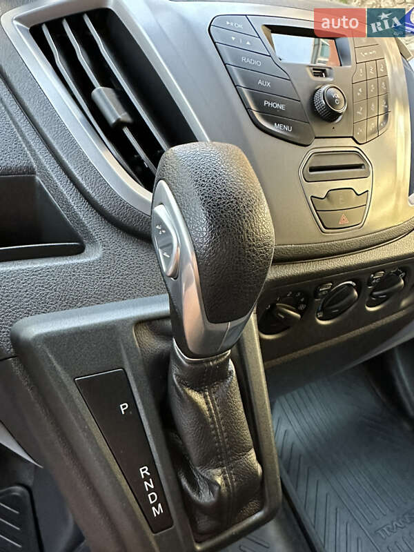 Грузовой фургон Ford Transit 2017 в Мерефа