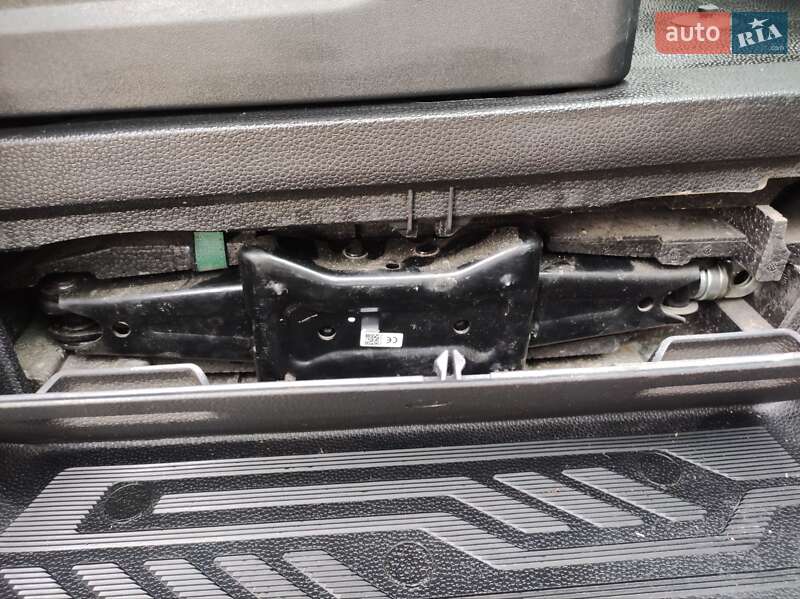 Вантажний фургон Ford Transit 2019 в Вінниці