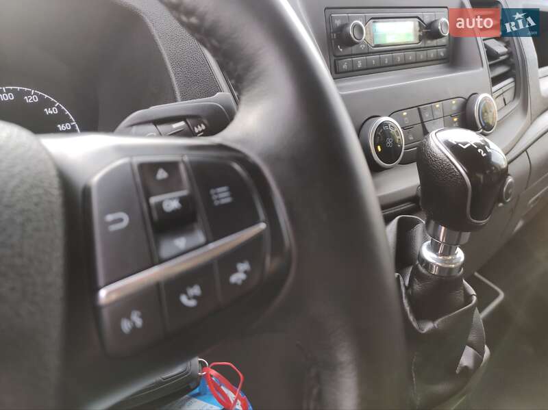 Вантажний фургон Ford Transit 2019 в Вінниці