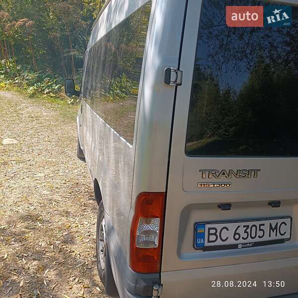 Микроавтобус Ford Transit 2011 в Львове