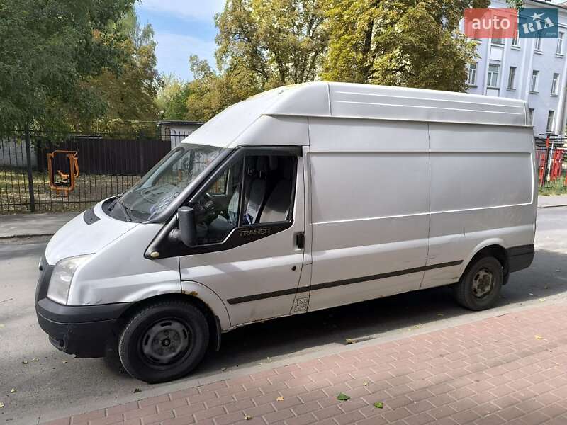 Грузовой фургон Ford Transit 2013 в Киеве