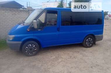 Вантажопасажирський фургон Ford Transit 2001 в Сарнах