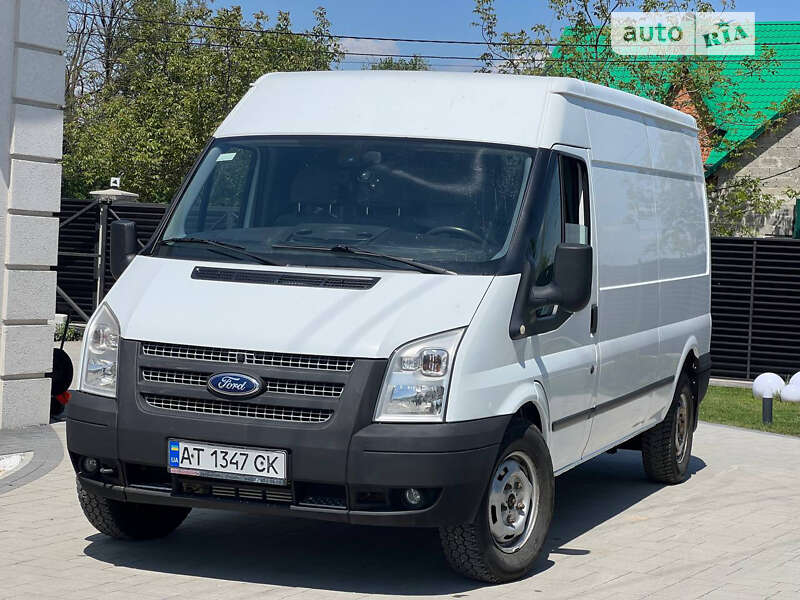 Грузовой фургон Ford Transit 2013 в 