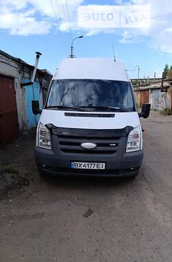 Вантажний фургон Ford Transit 2007 в Рівному