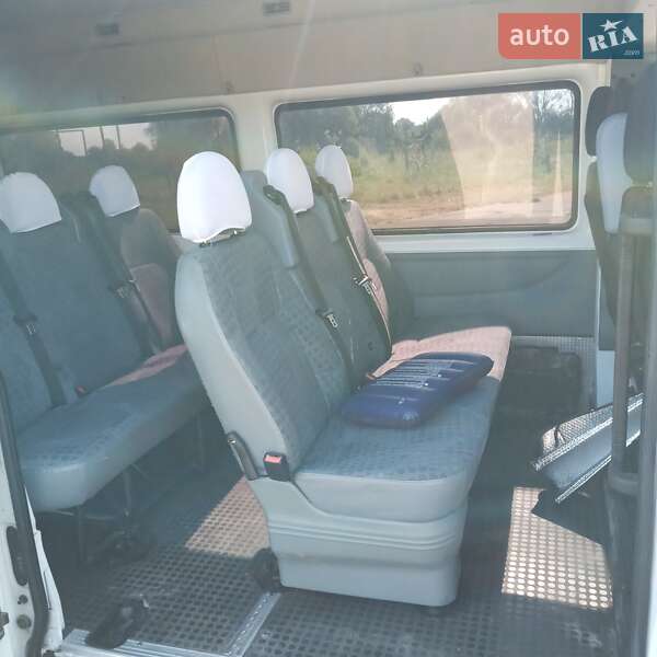 Микроавтобус Ford Transit 2013 в Бахмаче