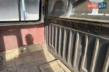 Грузовой фургон Ford Transit 1999 в 