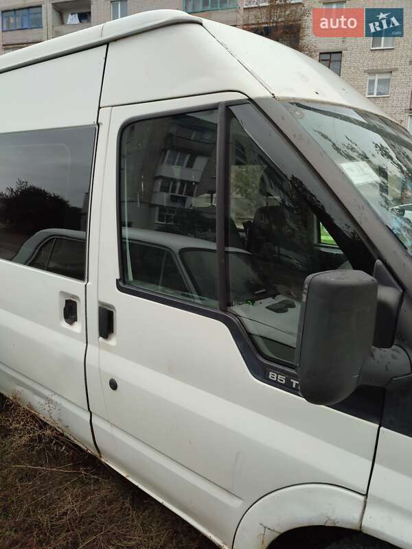 Микроавтобус Ford Transit 2005 в Коростышеве
