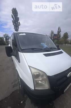 Грузовой фургон Ford Transit 2007 в Ирпене