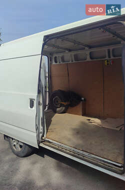Вантажний фургон Ford Transit 2011 в 