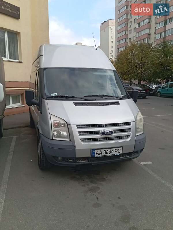 Вантажний фургон Ford Transit 2012 в 