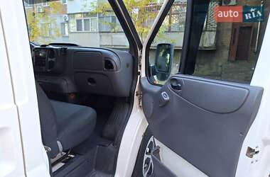 Вантажний фургон Ford Transit 2005 в 