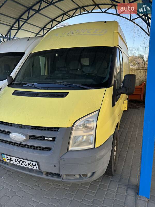 Грузовой фургон Ford Transit 2007 в Киеве