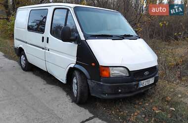 Вантажний фургон Ford Transit 1999 в Зеленодольську