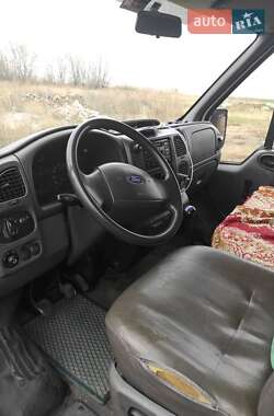 Вантажний фургон Ford Transit 2005 в 
