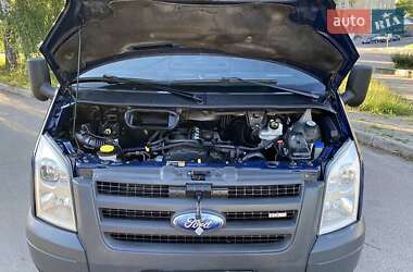 Вантажний фургон Ford Transit 2007 в 