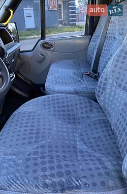 Вантажний фургон Ford Transit 2007 в 