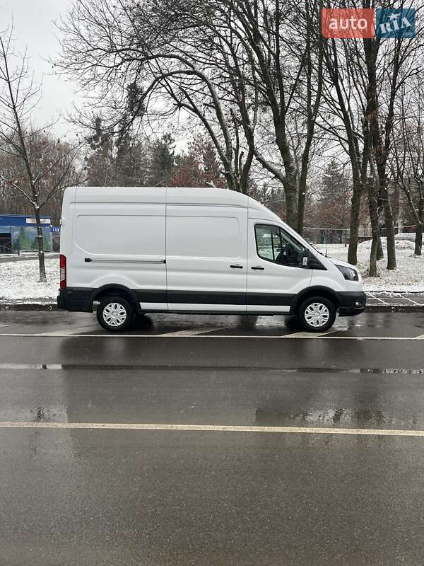 Вантажний фургон Ford Transit 2022 в Львові