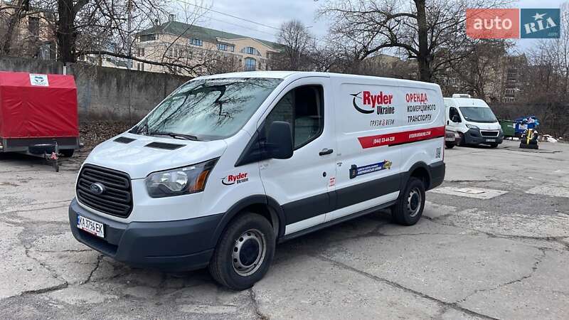 Грузовой фургон Ford Transit 2017 в Киеве
