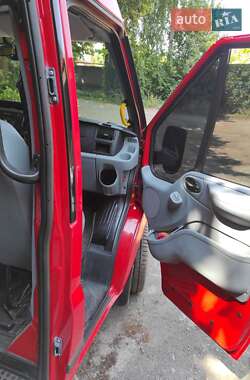 Минивэн Ford Transit 2012 в 
