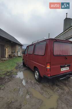 Грузовой фургон Ford Transit 1988 в 