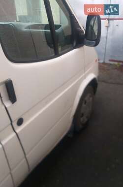 Грузовой фургон Ford Transit 1999 в Козове