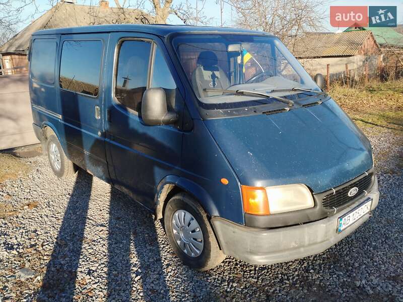 Вантажопасажирський фургон Ford Transit 1999 в Гайсину