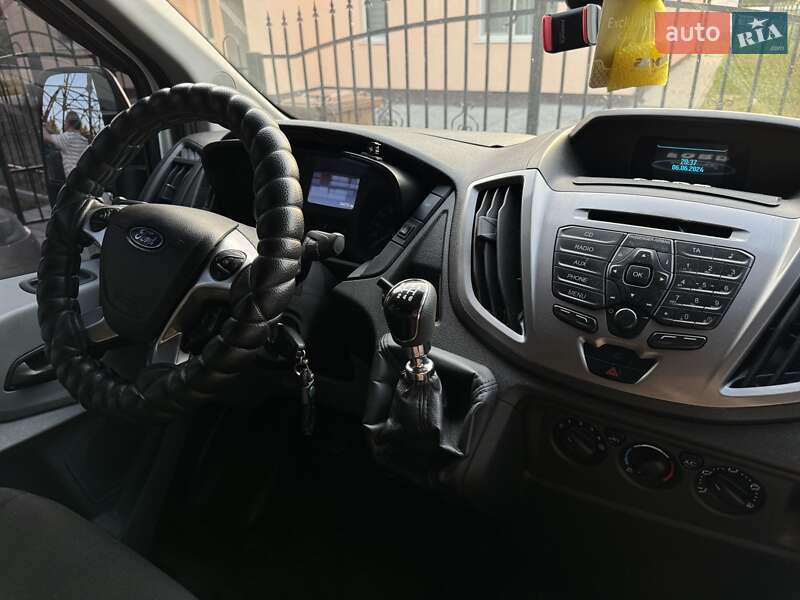 Микроавтобус Ford Transit 2016 в Луцке