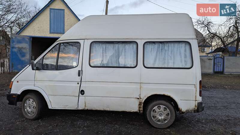 Мікроавтобус Ford Transit 1994 в Миргороді