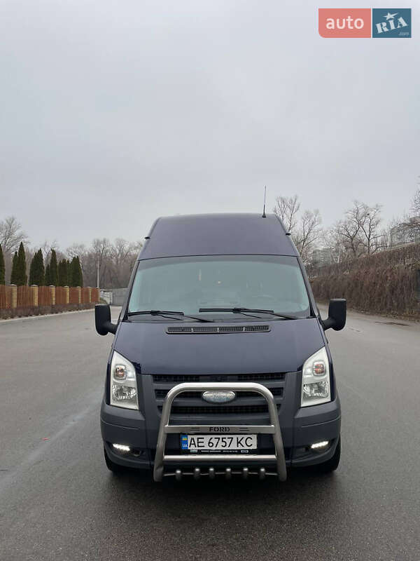 Вантажний фургон Ford Transit 2011 в Дніпрі