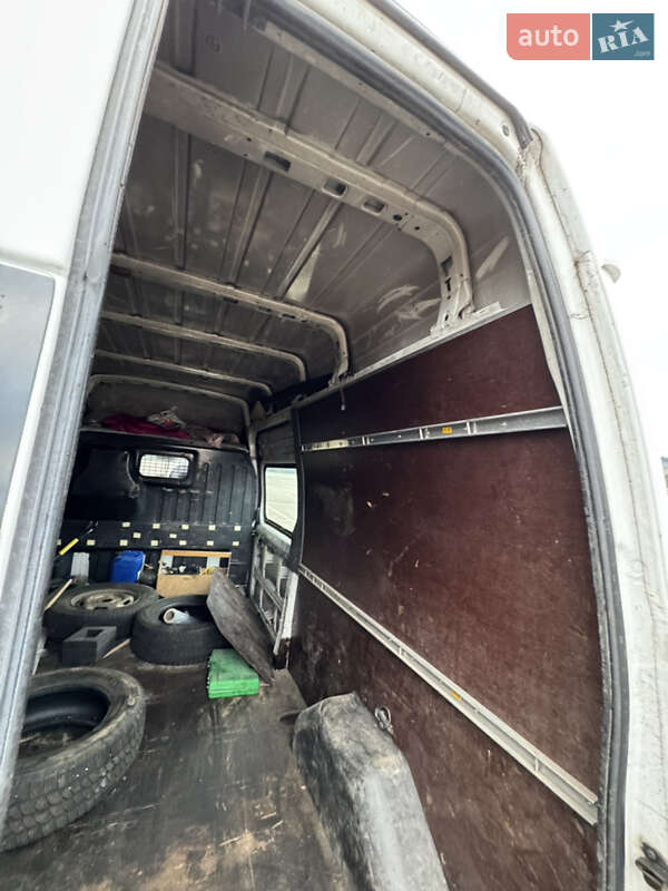 Грузовой фургон Ford Transit 2011 в Киеве фото 12 Грузовой фургон Ford Transit 2011 в Киеве