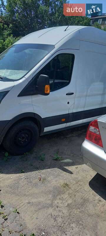 Вантажний фургон Ford Transit 2017 в Вінниці