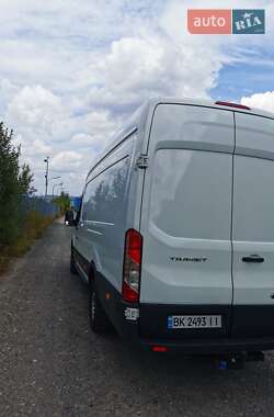 Грузовой фургон Ford Transit 2016 в Ровно