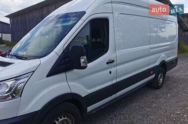 Грузовой фургон Ford Transit 2016 в Ровно